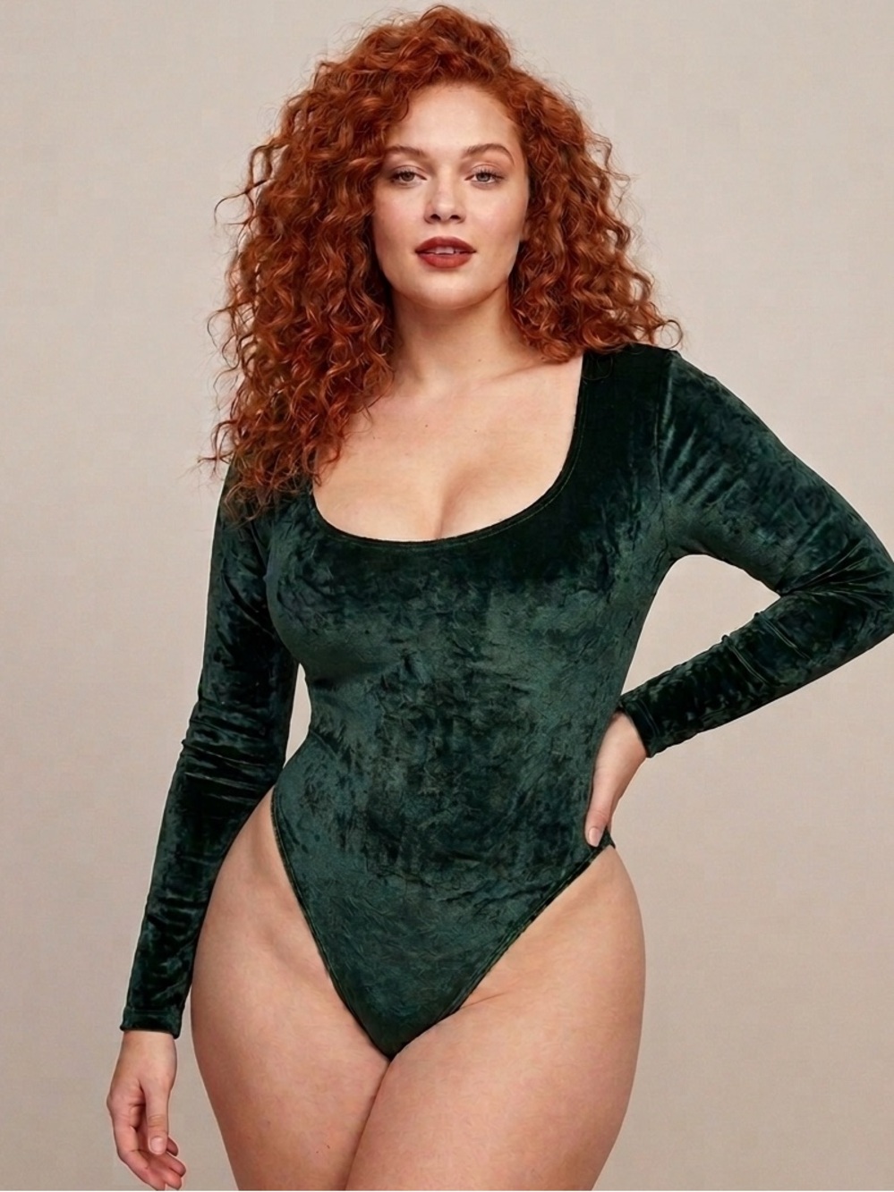 Vintage 80’s Victoria’s Secret green velvet. Hi-cut  bodysuit. Small.